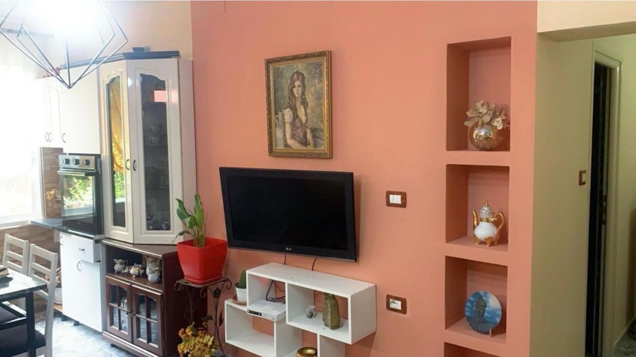 Terracotta House 1 *